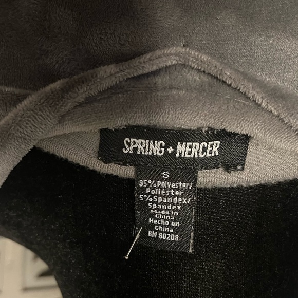 SPRING & MERCER MARVELOUS VELVETY SOFT & WARM SILVER GRAY LONG SLEEVE TOP - Picture 3 of 7